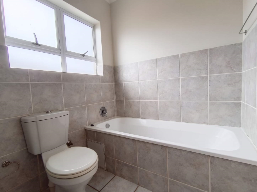 To Let 2 Bedroom Property for Rent in Costa Da Gama Western Cape